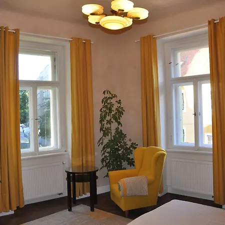 In The Heart Of 4* Praag